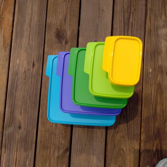 Tupperware Nesting Stackable Storage Containers - 5 Piece Set - Picture 4 of 6